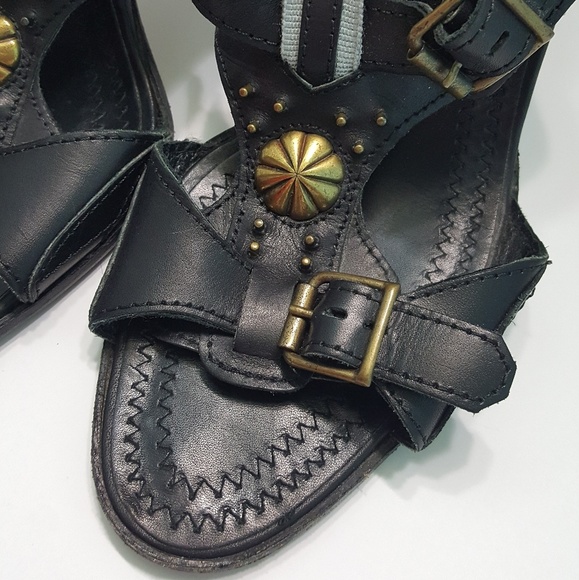 EUC Manolo Blahnik Sandals - Picture 2 of 8